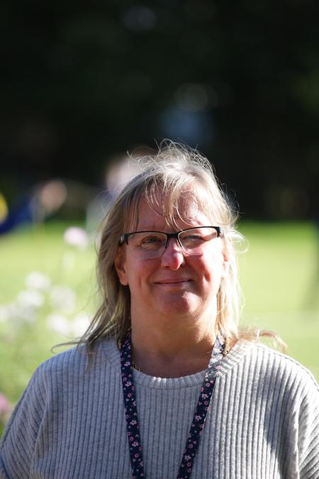 Photo of Debbie Wiles